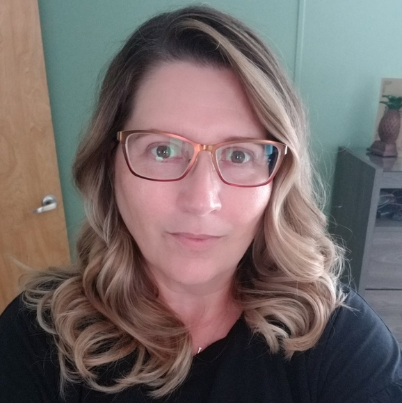 Meet your Posher, Vycki - Picture 1 of 1